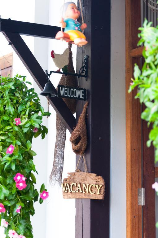Baan Bunyat Hotel เชียงใหม่ ภายนอก รูปภาพ