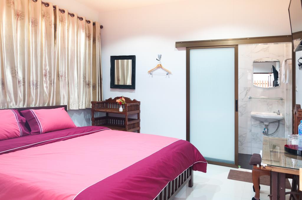 Baan Bunyat Hotel เชียงใหม่ ภายนอก รูปภาพ